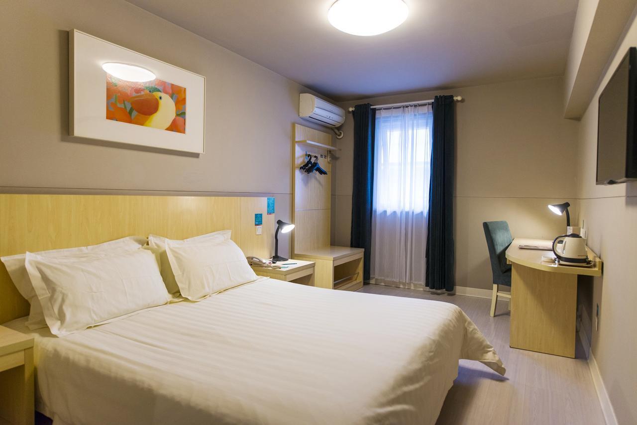 Jingjiang Inn Shanghai Hutai Road Exterior photo
